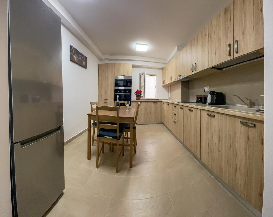 National Arena Mega Mall Elana Apartment Bukurešť Exteriér fotografie